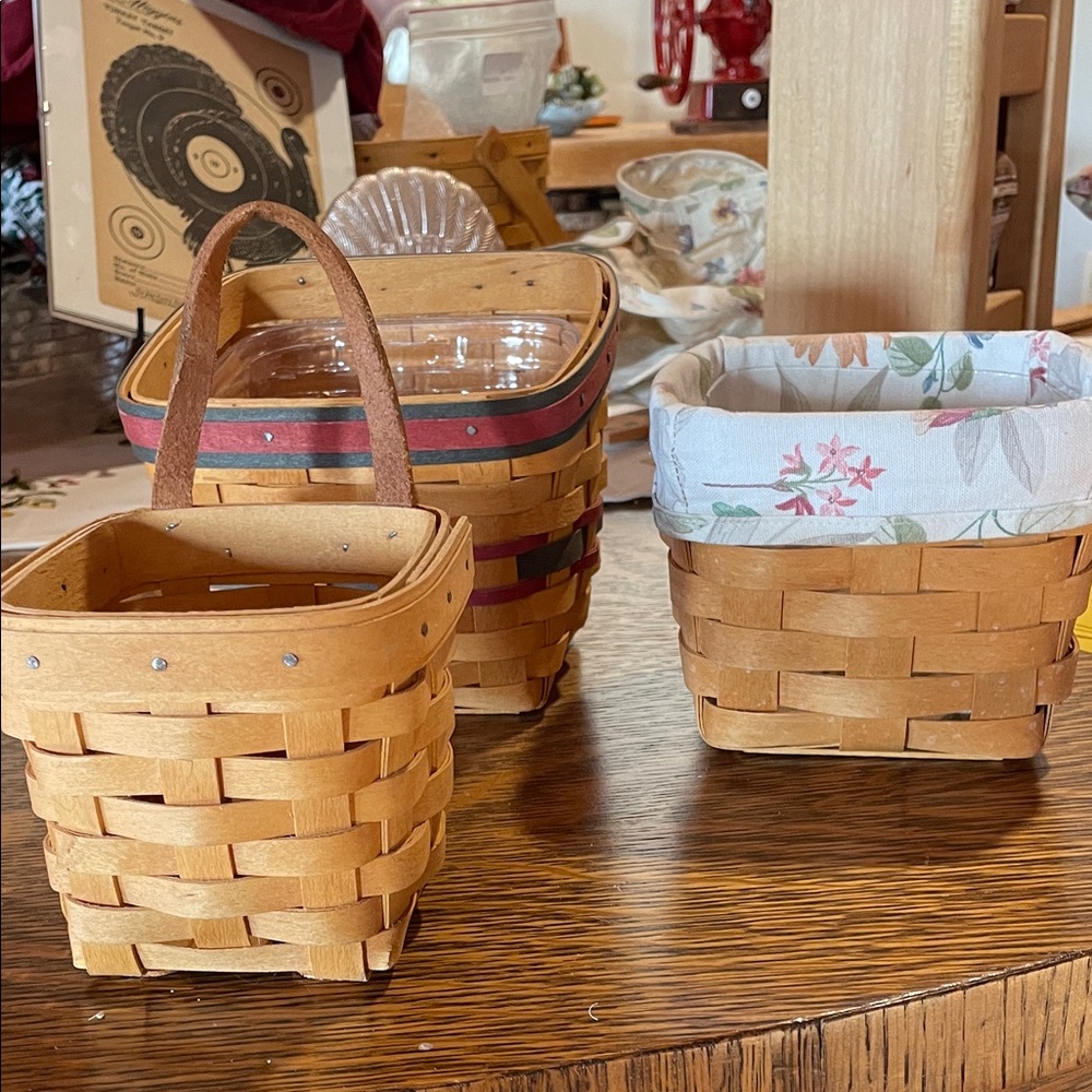 Longaberger Woven Basket Trio - Natural and Red Accents